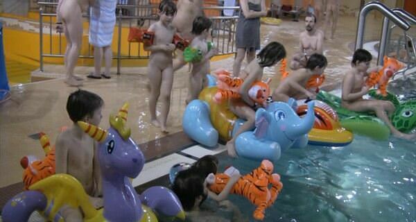 FKK video - Nudists sports and pool FKK video - Nudists sports and pool